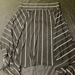 Black and white striped handkerchief style skirt, Lane Bryant size 14/16